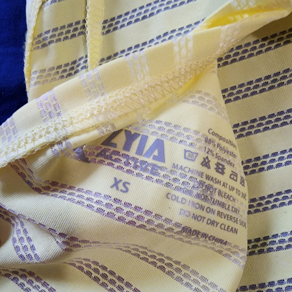 ZYIA Yellow Backless Tank Top with Racerback Design - Picture 3 of 3